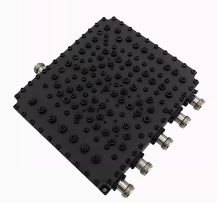  通河双频三频四频五频腔体合路器4G+5G